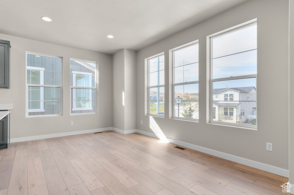 Photo 15 for MLS #2107661 at 3979 W Red Clover Dr