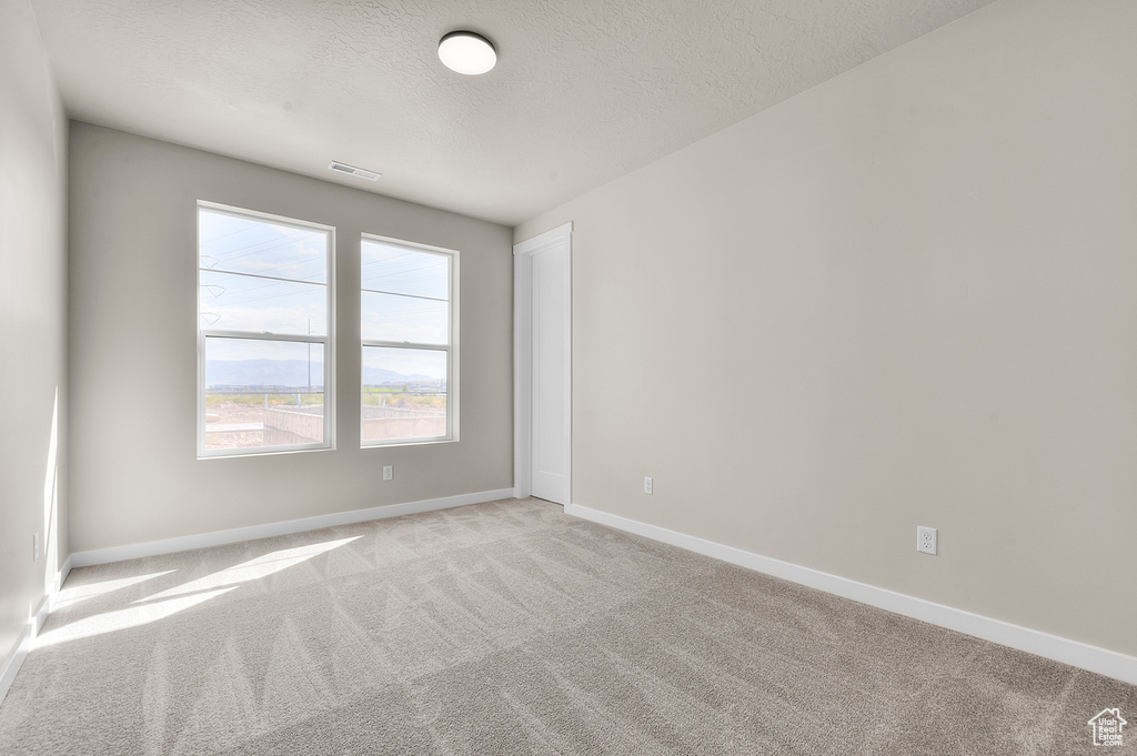 Photo 6 for MLS #2107661 at 3979 W Red Clover Dr