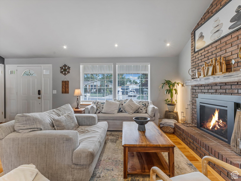887 E CHARIOT DR Sandy, UT 84094