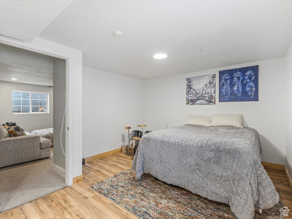 887 E CHARIOT DR Sandy, UT 84094