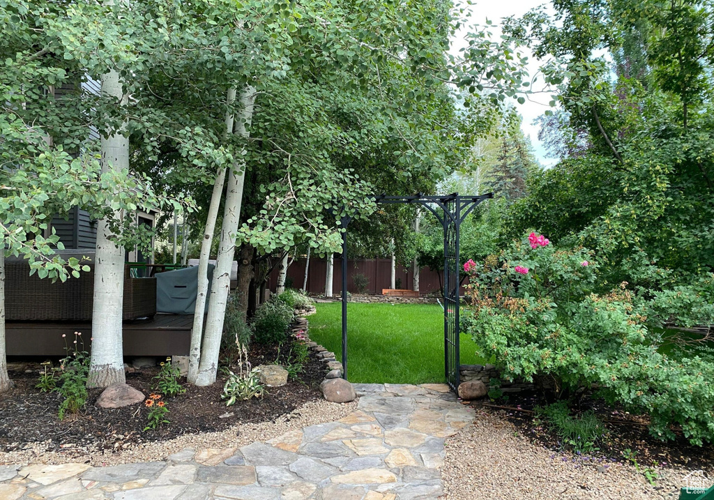 Photo 15 for MLS #2107672 at 2867 Lucky John Dr