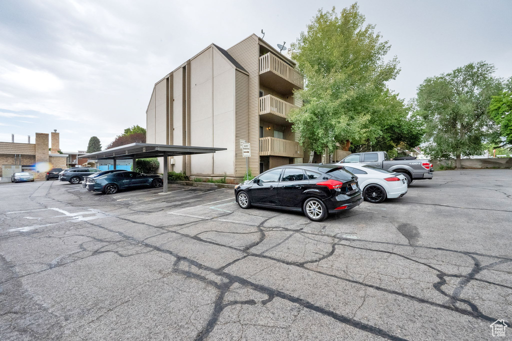 Photo 11 for MLS #2107675 at 2220 E Murray Holladay Rd #405