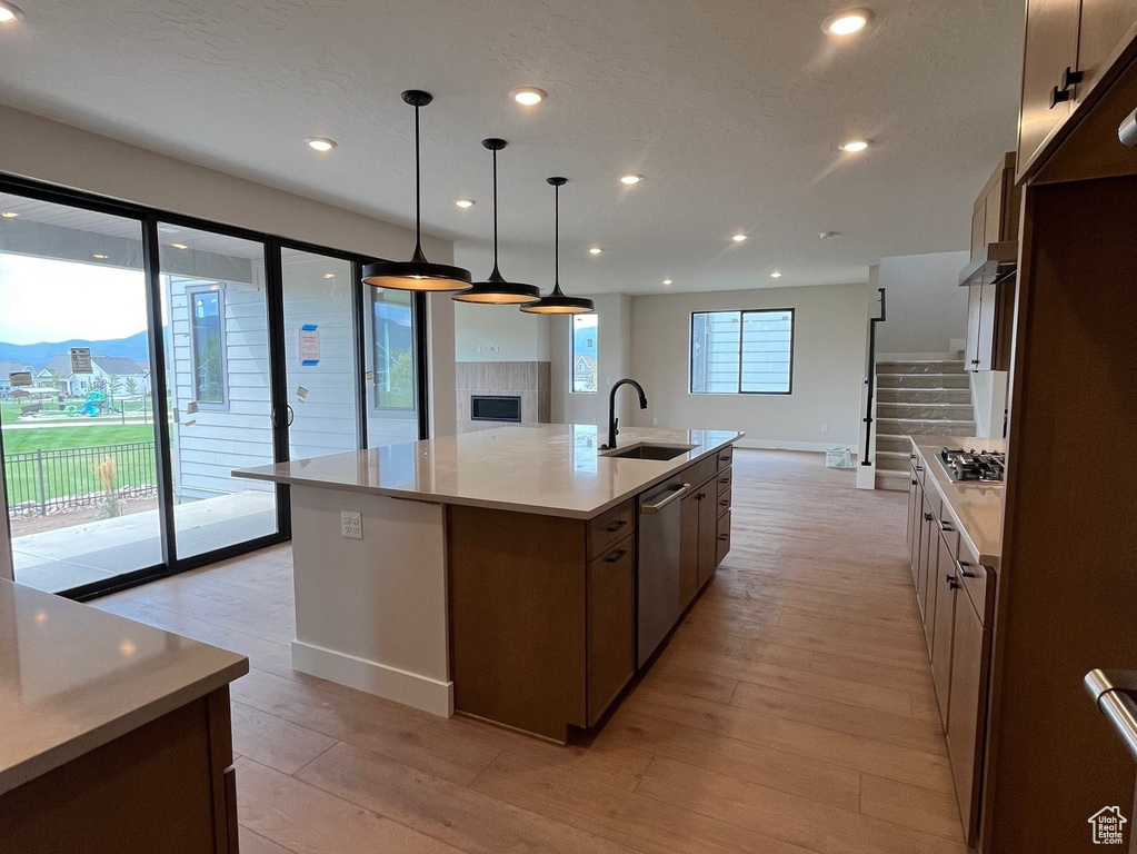 Photo 4 for MLS #2107679 at 2752 E Hayloft Ln #210