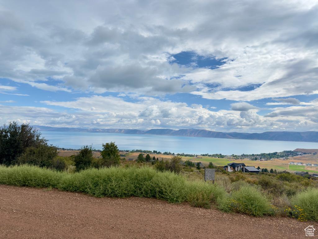 2173 S SERVICEBERRY CIR Garden City, UT 84028