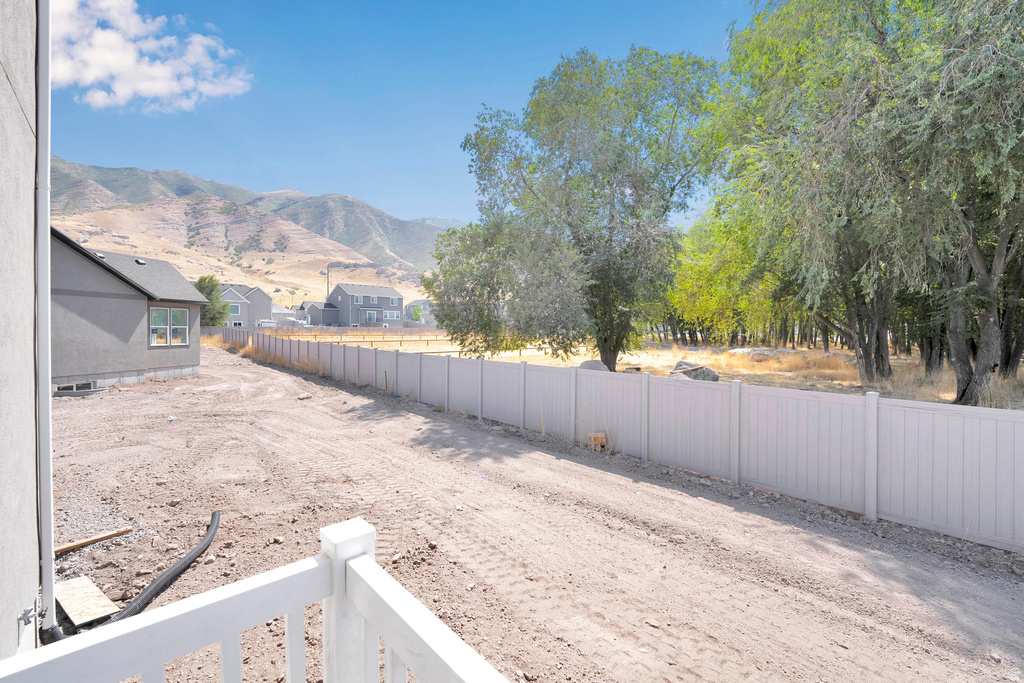 2080 E DOLAN DR #1332 Lake Point, UT 84074