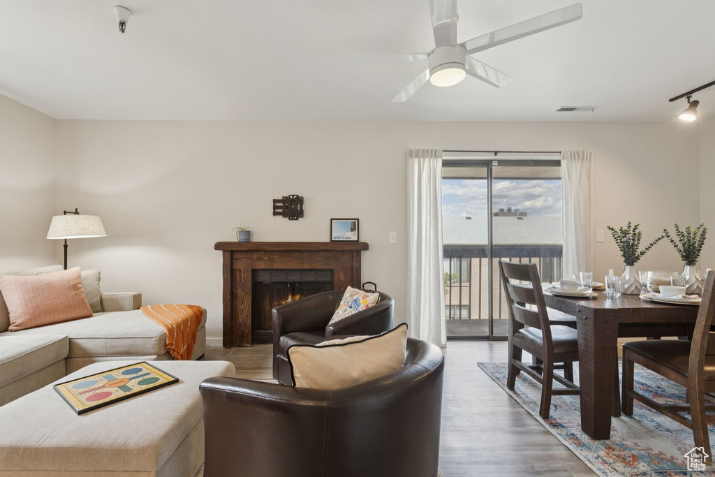 Photo 11 for MLS #2107687 at 1650 Upper Ironhorse Loop #H6