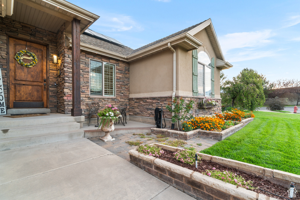 Photo 3 for MLS #2107689 at 2464 W 2400 North