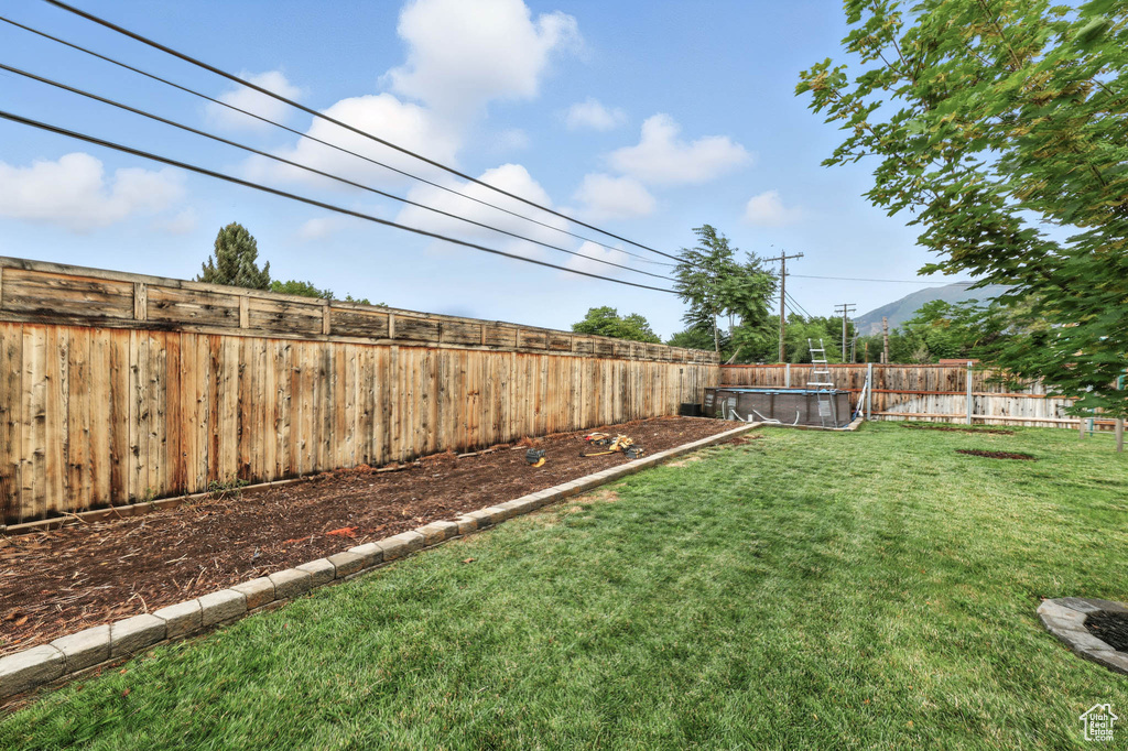 Photo 34 for MLS #2107696 at 955 E Flonette Ave