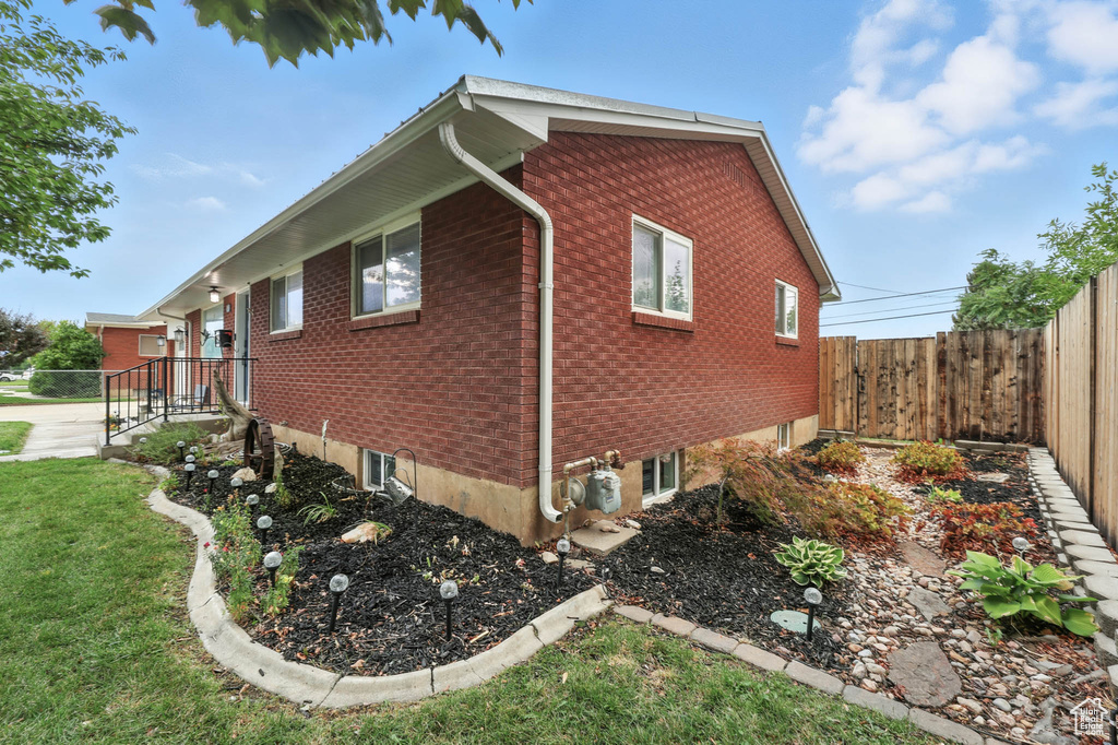 Photo 47 for MLS #2107696 at 955 E Flonette Ave