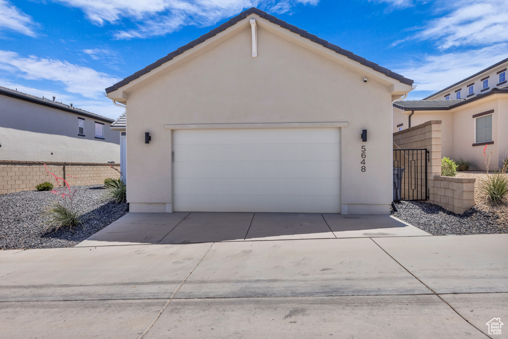Photo 3 for MLS #2107703 at 5648 S Adobe Sun Dr