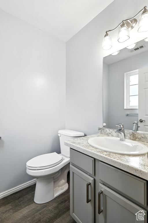 Photo 8 for MLS #2107725 at 48 Kensington Pl
