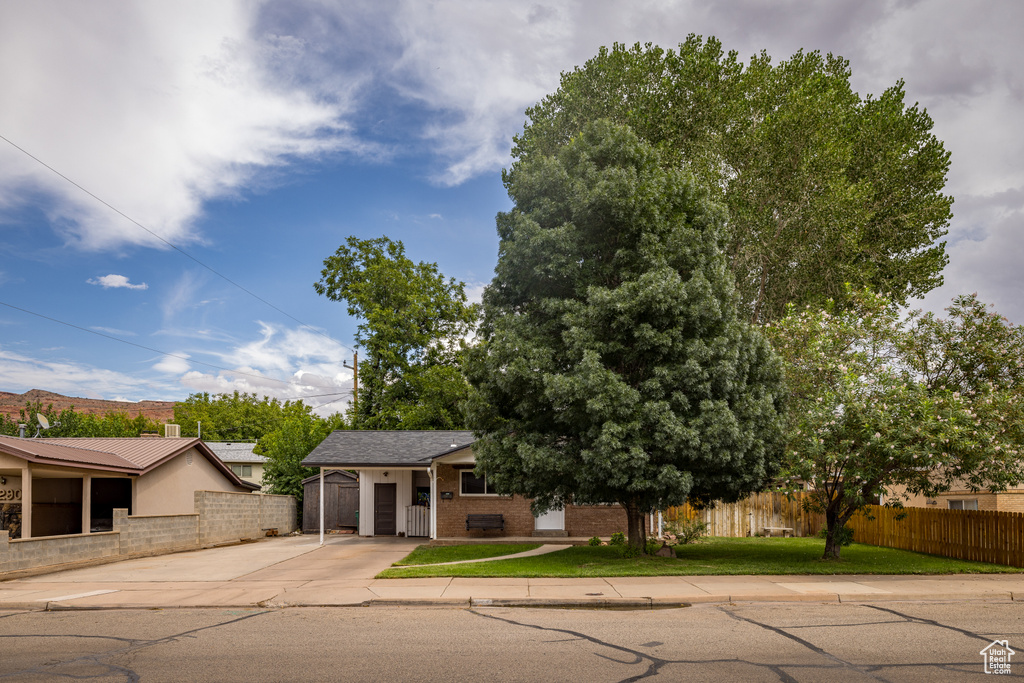 Photo 3 for MLS #2107728 at 276 Opal Ave