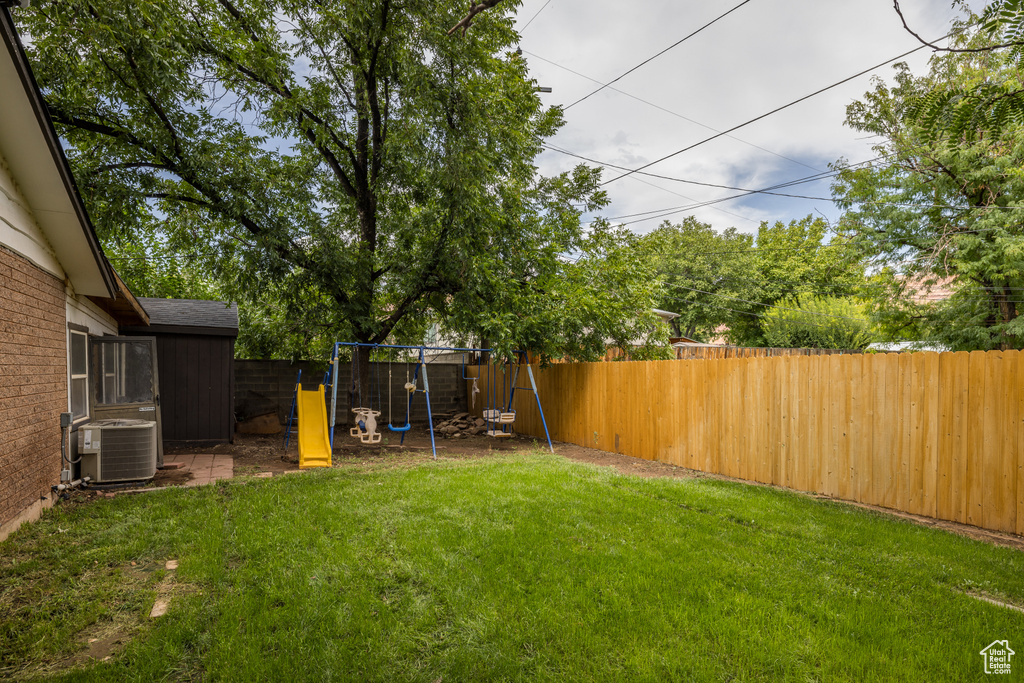 Photo 27 for MLS #2107728 at 276 Opal Ave