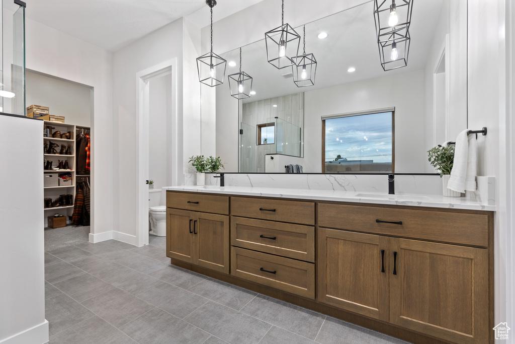 Photo 13 for MLS #2107730 at 2090 N Tuweap Dr #13
