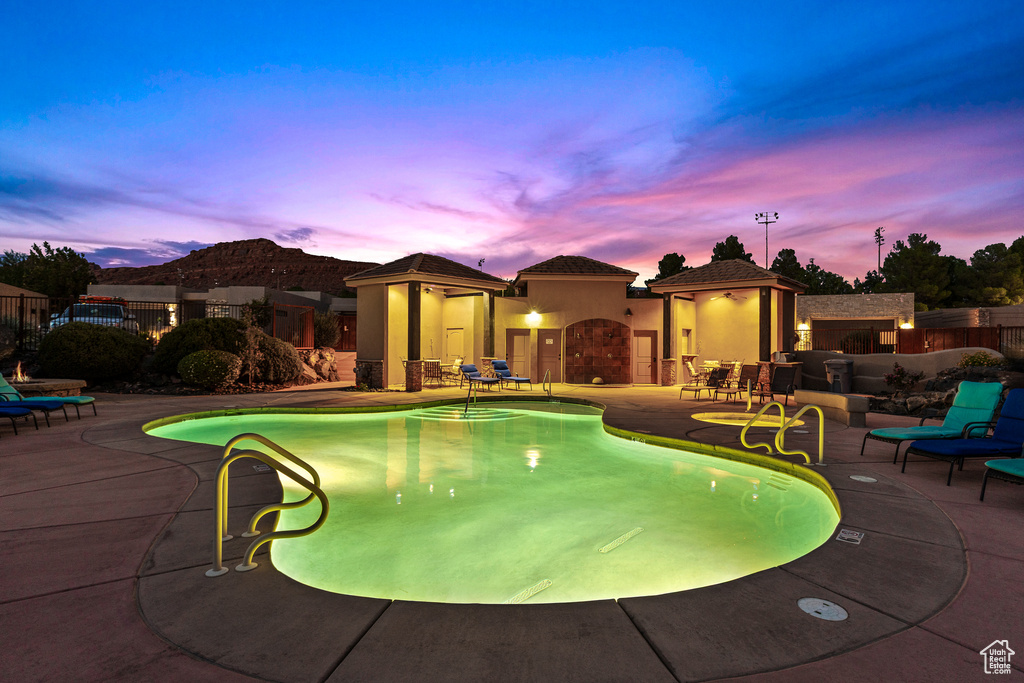 Photo 3 for MLS #2107730 at 2090 N Tuweap Dr #13