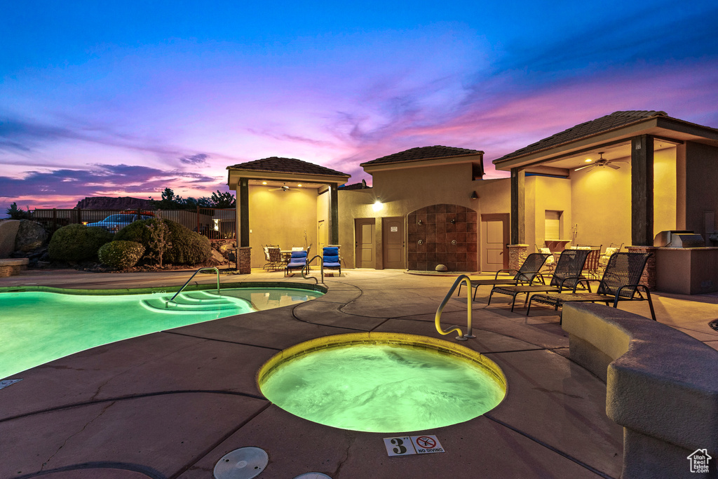 Photo 38 for MLS #2107730 at 2090 N Tuweap Dr #13