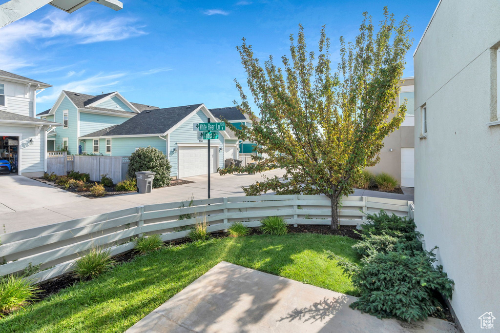 10533 S STURGEON DR South Jordan, UT 84009