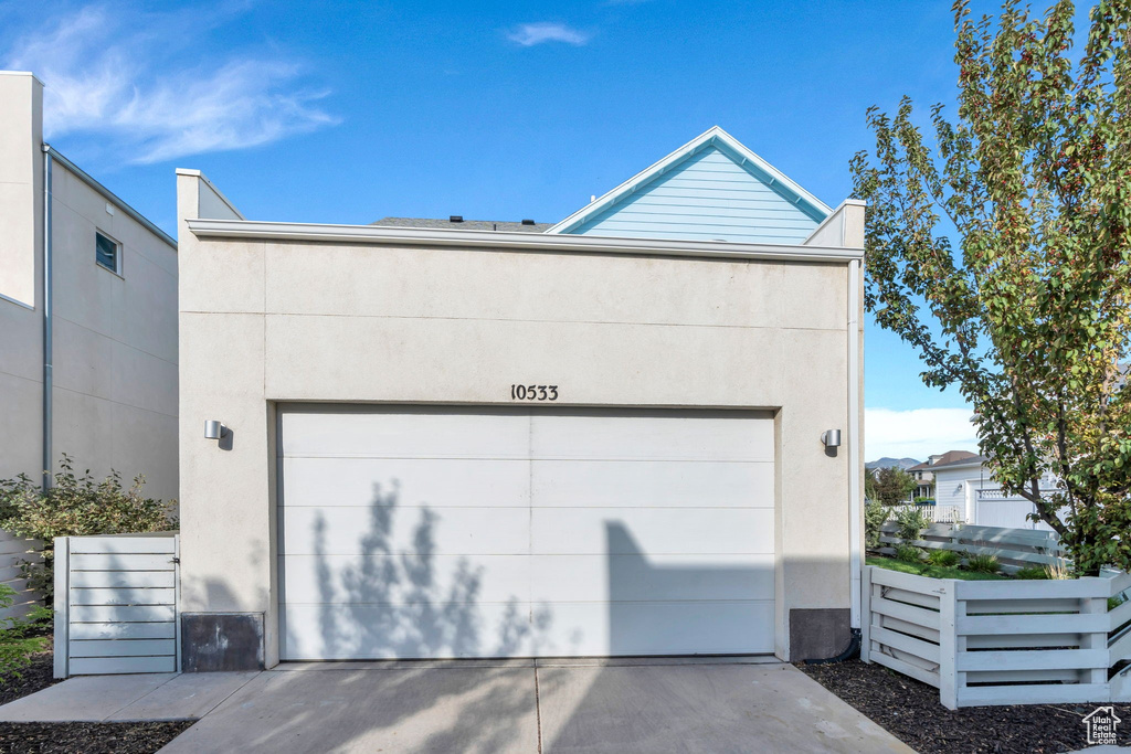 10533 S STURGEON DR South Jordan, UT 84009