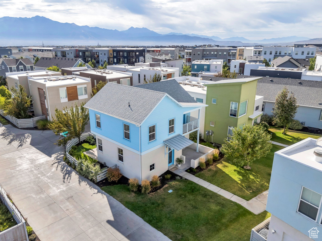 10533 S STURGEON DR South Jordan, UT 84009
