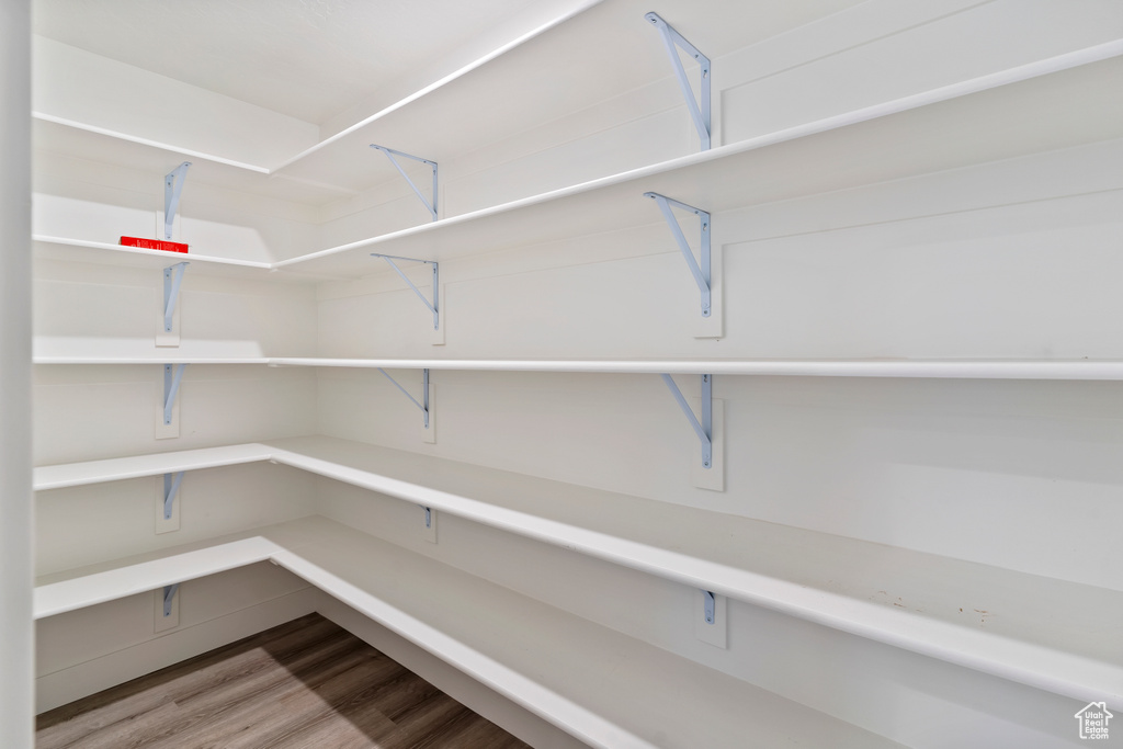 1641 S 2350 W #B Syracuse, UT 84075