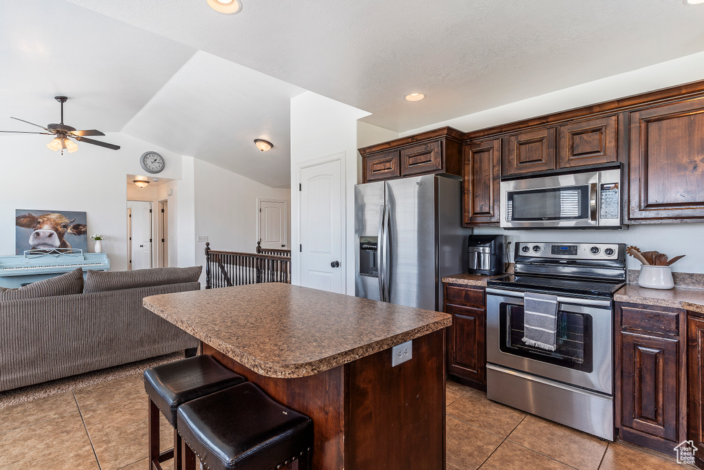 795 W WILLOWBROOK LN Pleasant View, UT 84404