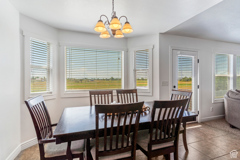 795 W WILLOWBROOK LN Pleasant View, UT 84404