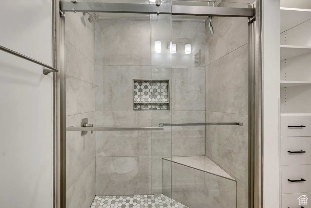 Photo 16 for MLS #2107781 at 44 W Broadway #704