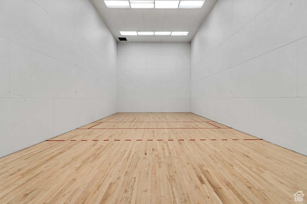 Photo 22 for MLS #2107781 at 44 W Broadway #704