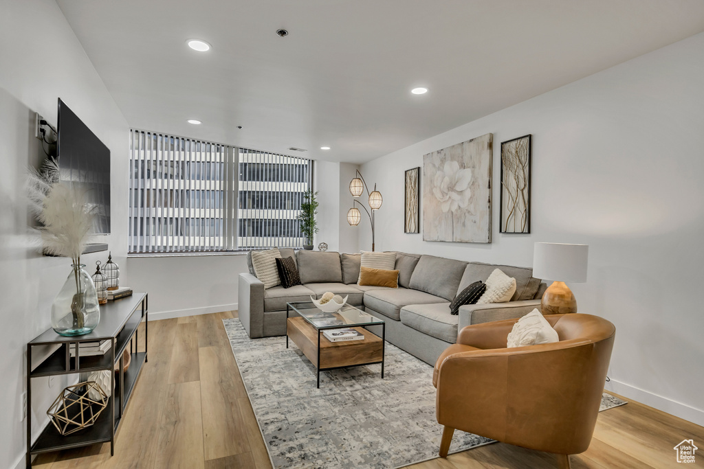 Photo 10 for MLS #2107781 at 44 W Broadway #704