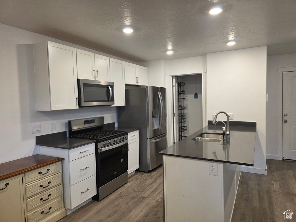 Photo 9 for MLS #2107791 at 1375 S Oakdale Dr