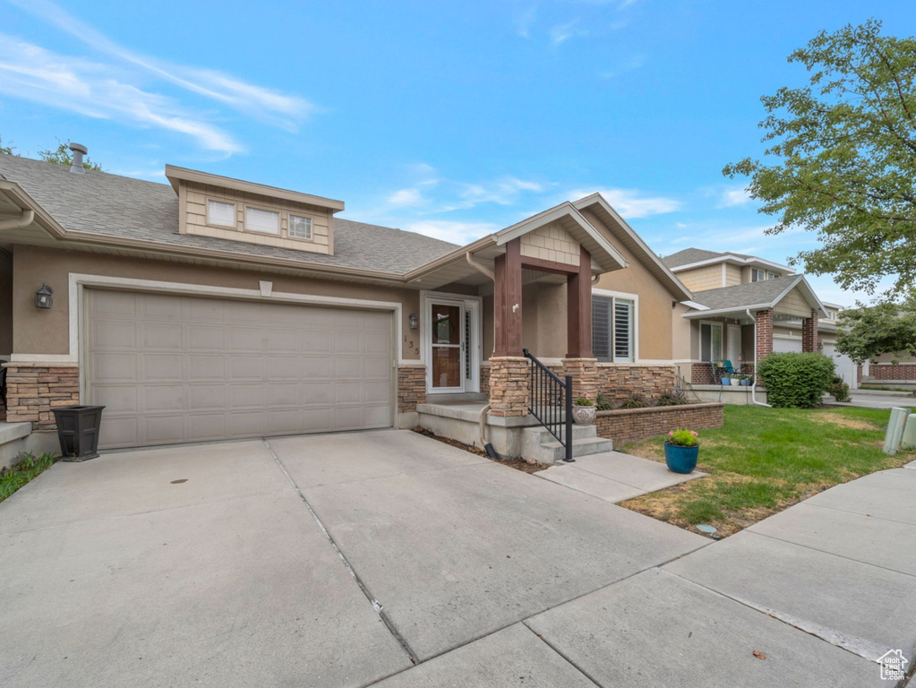 Photo 2 for MLS #2107793 at 135 E Station St