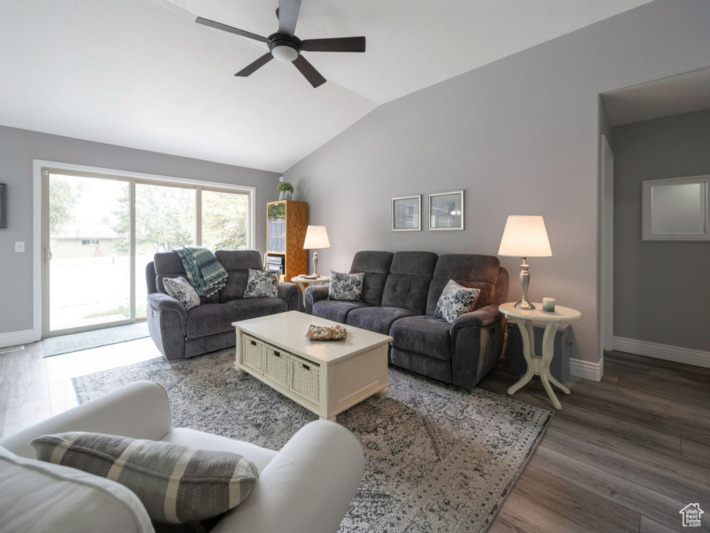 Photo 5 for MLS #2107793 at 135 E Station St