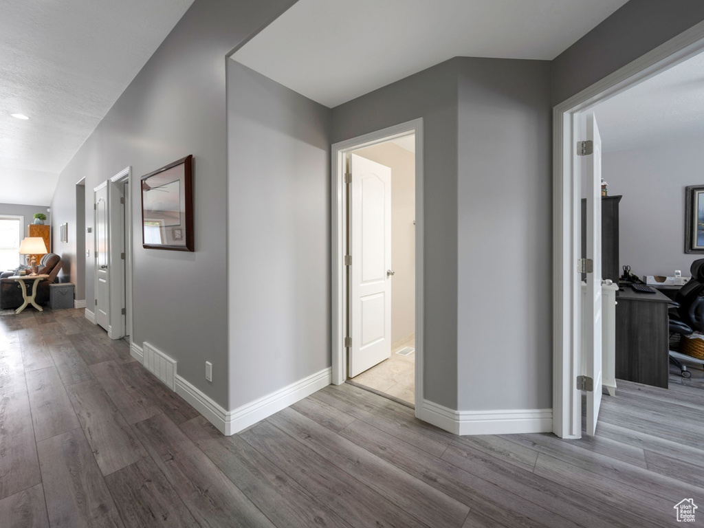 Photo 3 for MLS #2107793 at 135 E Station St