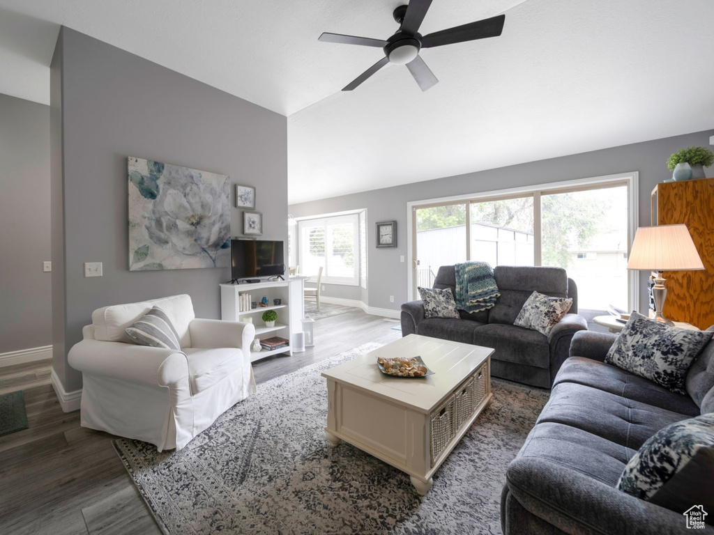 Photo 4 for MLS #2107793 at 135 E Station St