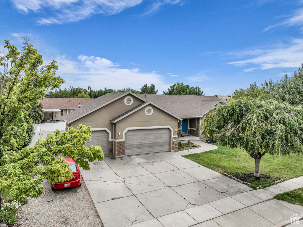 Photo 29 for MLS #2107828 at 2453 W Goldenpointe Way