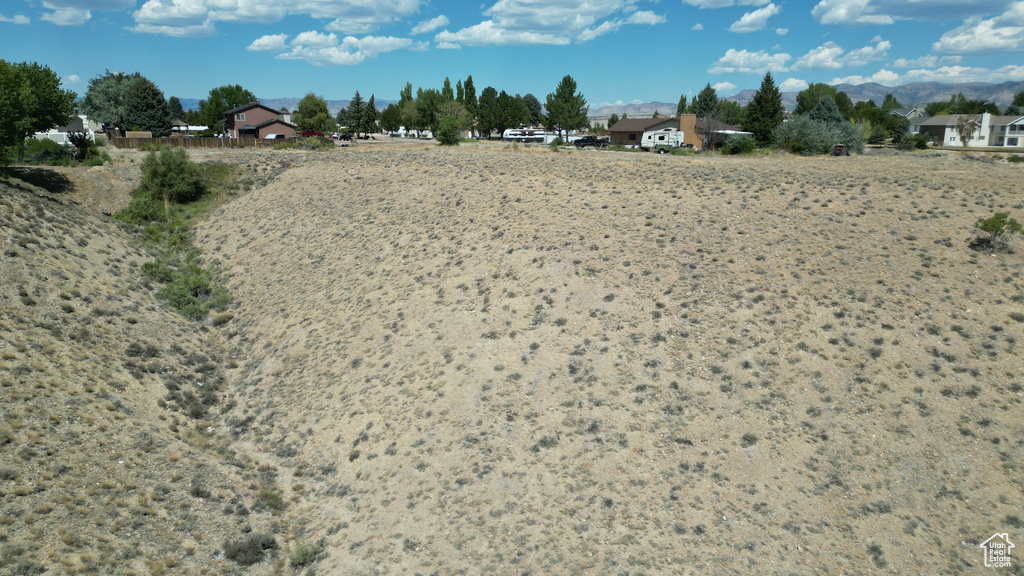 1403  CACTUS CIR Wellington, UT 84542
