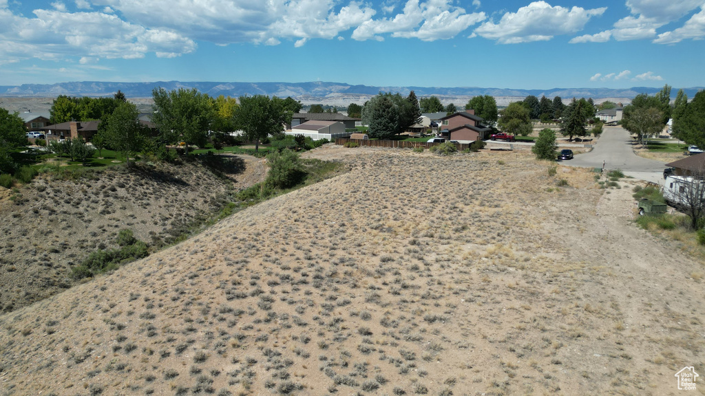 1403  CACTUS CIR Wellington, UT 84542