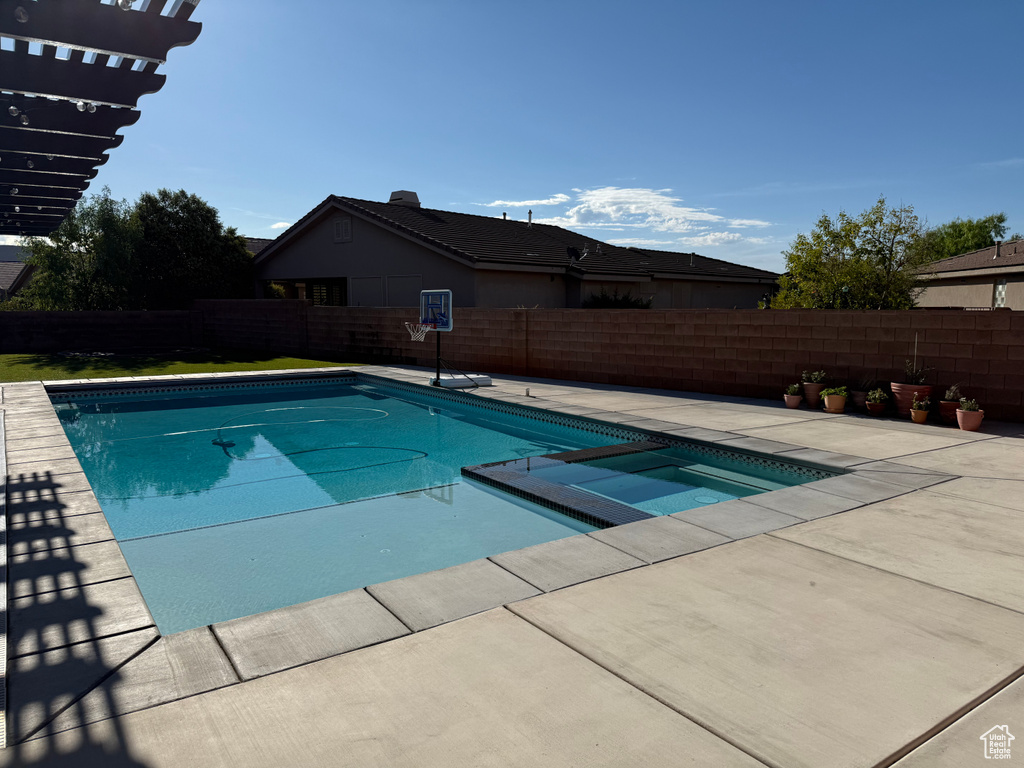 2393 W ZINFANDEL DR St George, UT 84770