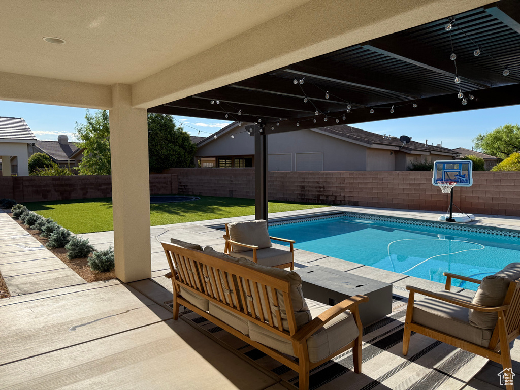 2393 W ZINFANDEL DR St George, UT 84770