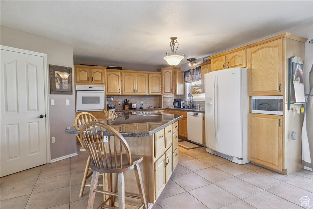 Photo 9 for MLS #2107839 at 66 Apsen Grove Dr