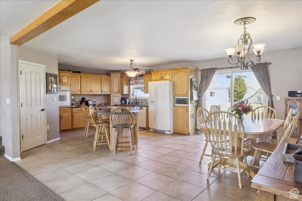 Photo 8 for MLS #2107839 at 66 Apsen Grove Dr