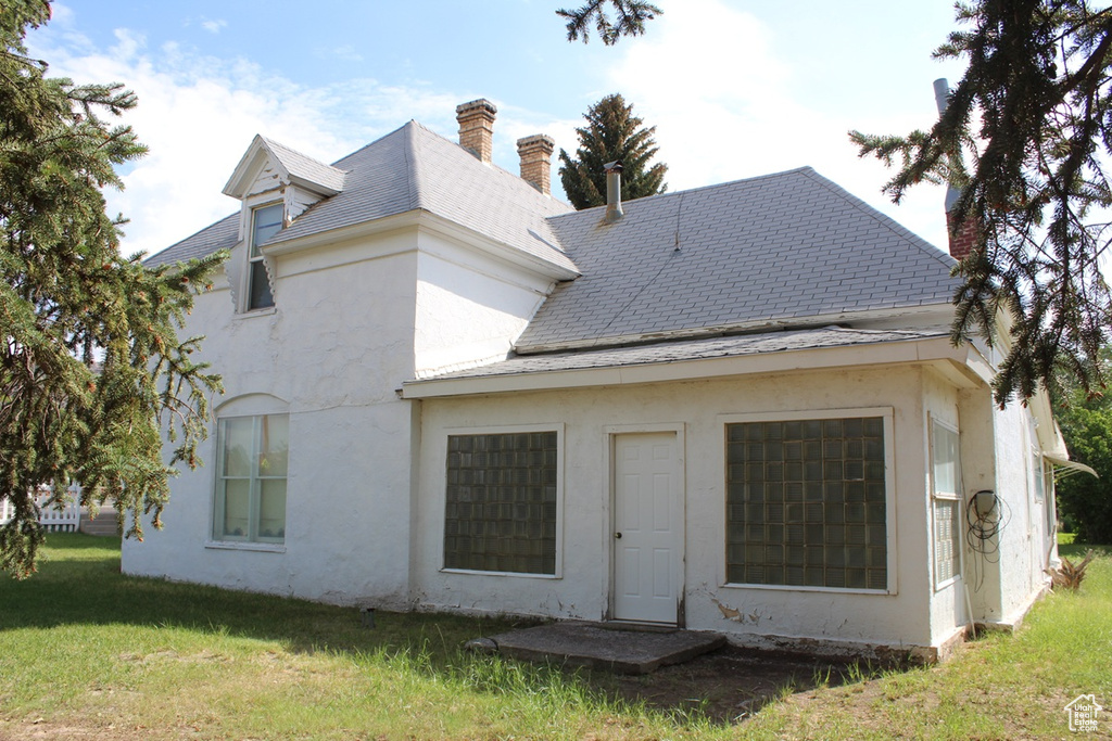 Photo 23 for MLS #2107847 at 22 E Main St