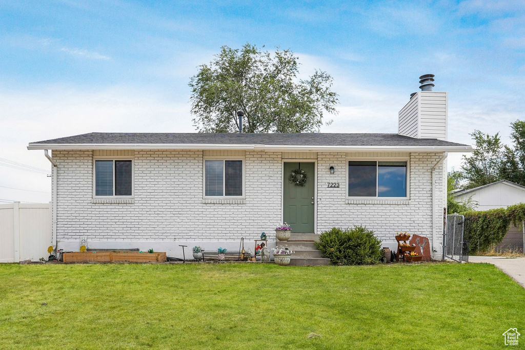 7223 W GARDENIA AVE Magna, UT 84044