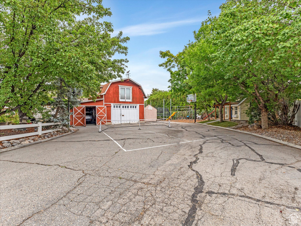 2375 W BONANZA WAY South Jordan, UT 84095
