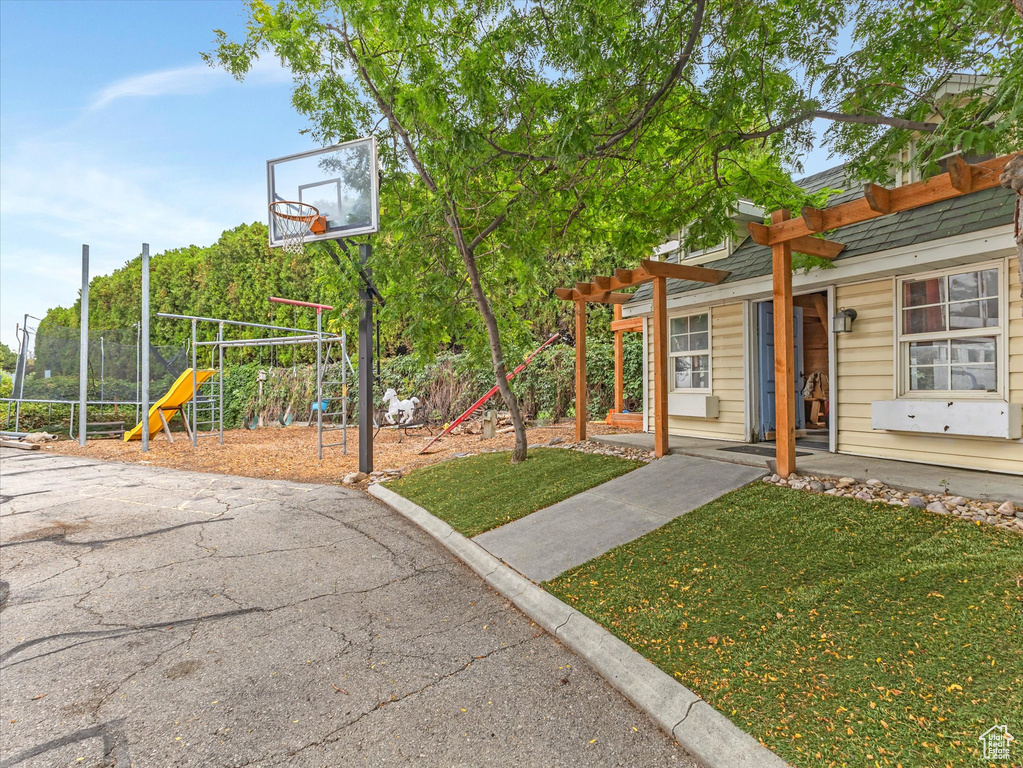 2375 W BONANZA WAY South Jordan, UT 84095