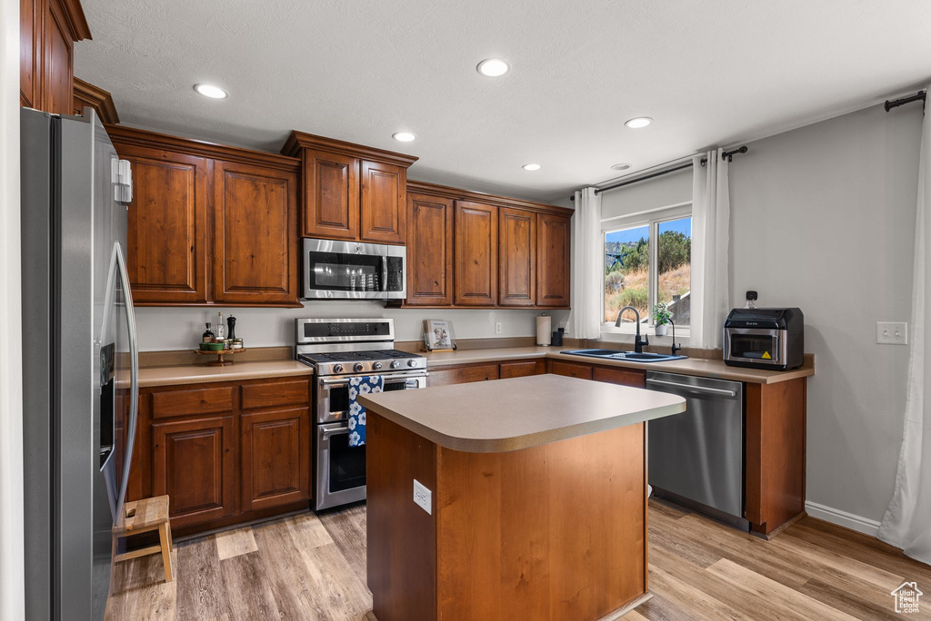 3032 E LOOKOUT DR Eagle Mountain, UT 84005