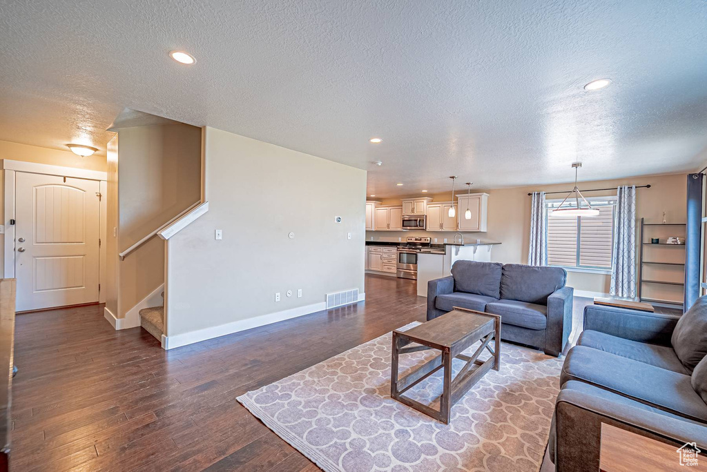 1687 E DOWNWATER ST Eagle Mountain, UT 84005