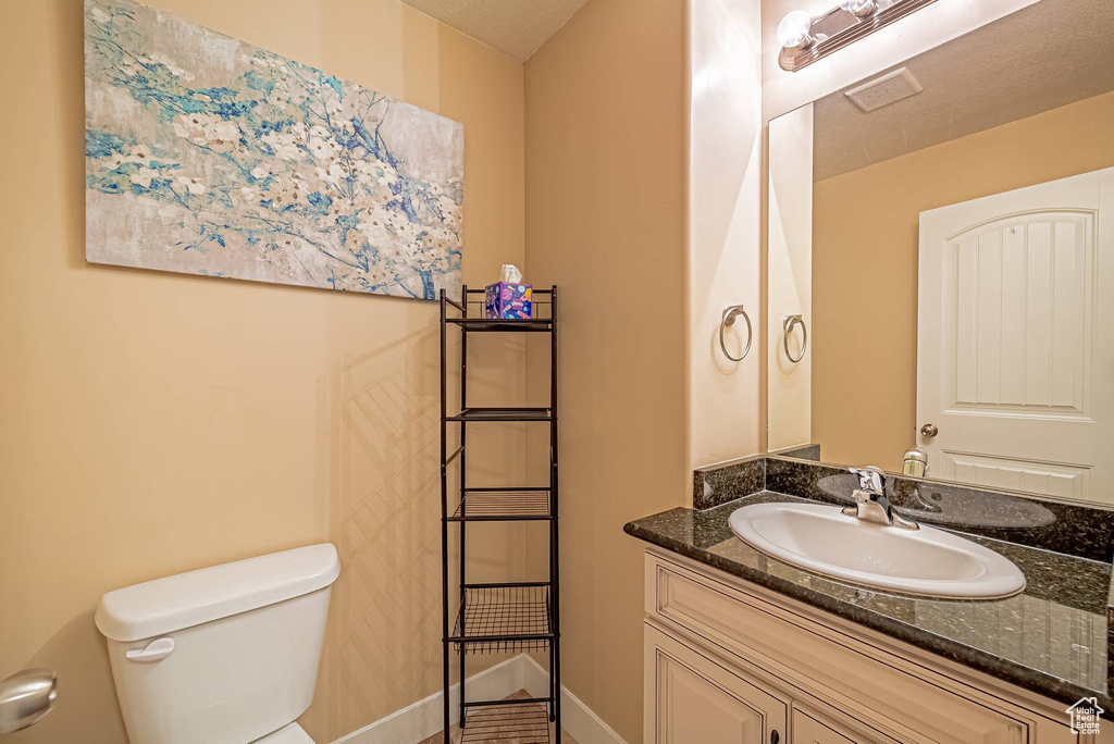 1687 E DOWNWATER ST Eagle Mountain, UT 84005
