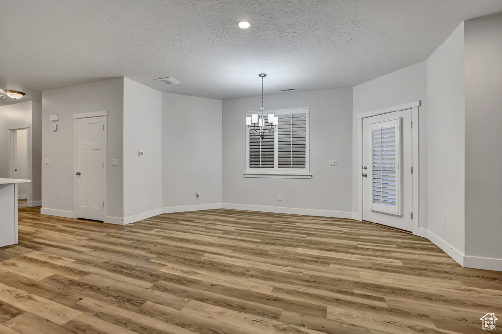 7116 W ADAMO DR West Valley City, UT 84128
