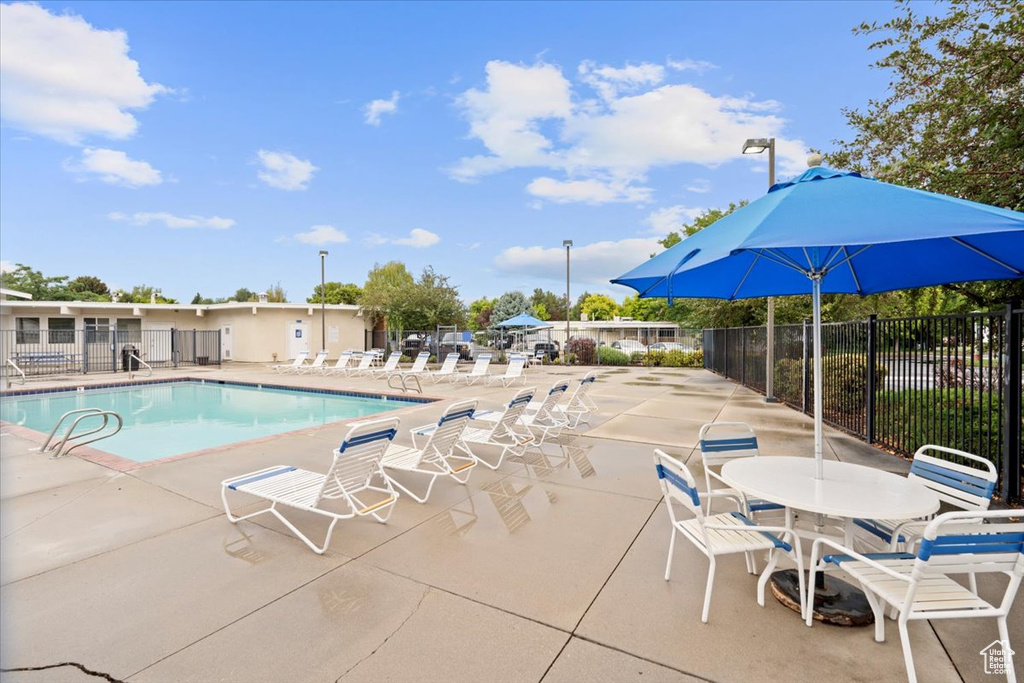 Photo 34 for MLS #2107868 at 4979 S Camino Real Dr